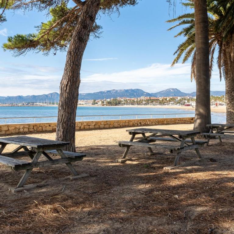 Apartamento Delfin - Two-Bedroom Deluxe Apartment with Ocean View - 25