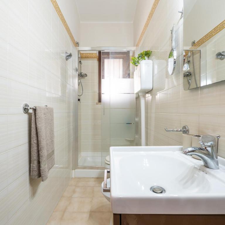 Casa Vacanze Claudia - Two-Bedroom House - 13