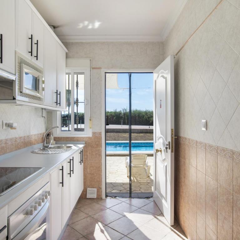 Chalet Independiete Con Piscina - Casa - 9