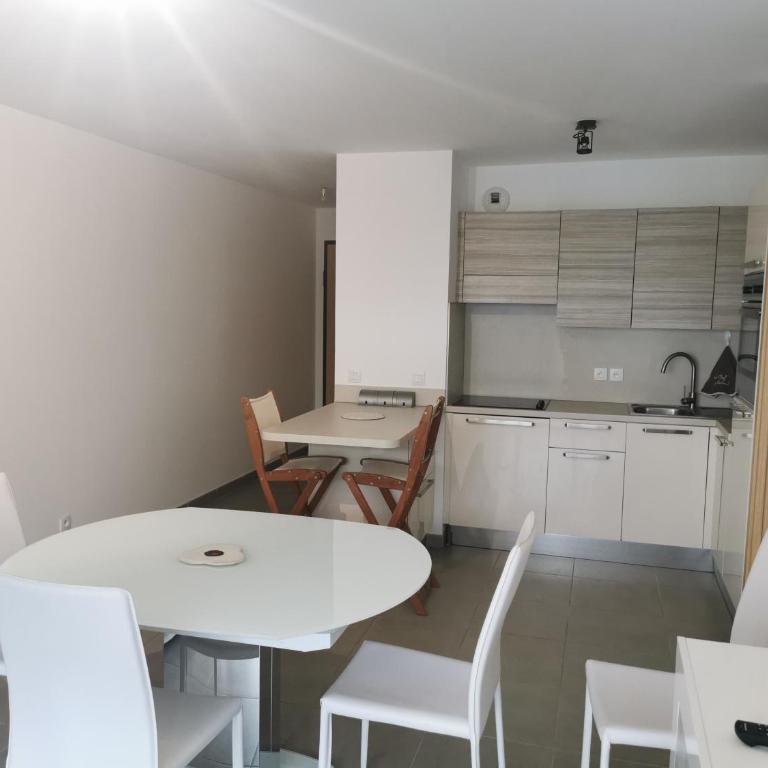 Centre juan les pins 2P White Pearl - Appartement 1 Chambre Supérieur avec Balcon - 2