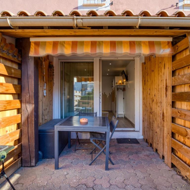 Petit nid douillet - Studio mit Terrasse - 21
