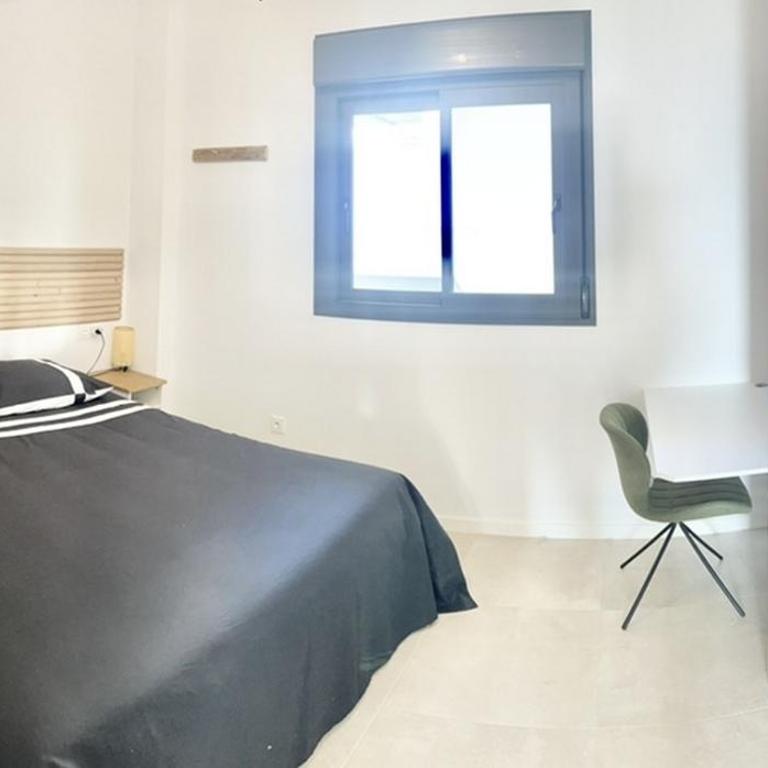 Icon Marina B - Two-Bedroom Deluxe Apartment with Ocean View - 11