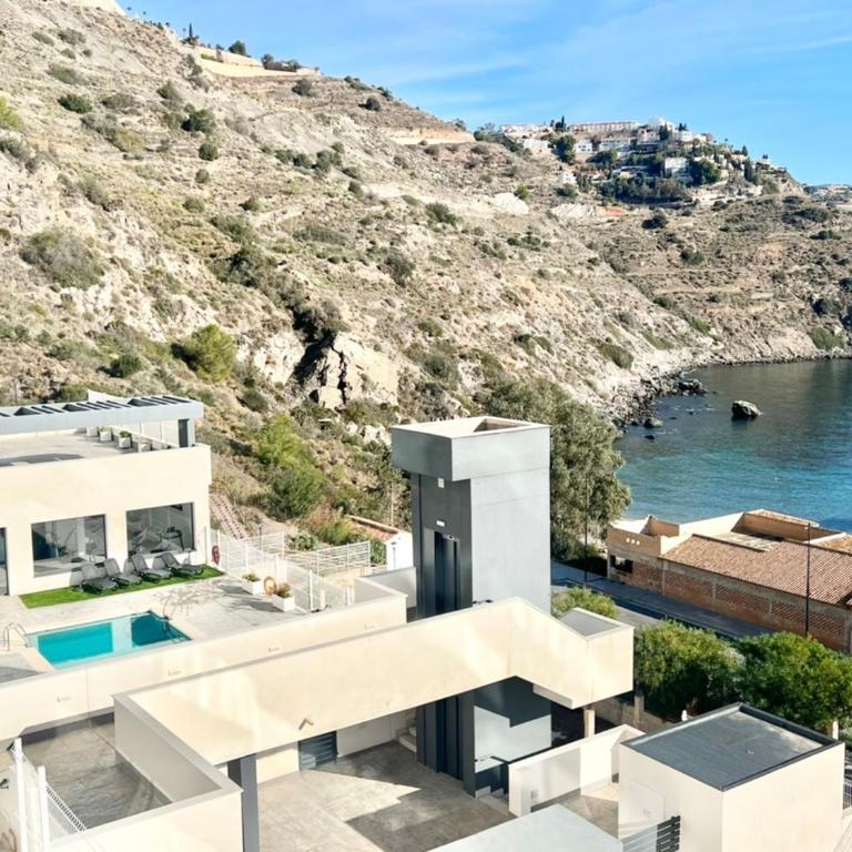 Icon Marina B - Two-Bedroom Deluxe Apartment with Ocean View - 20