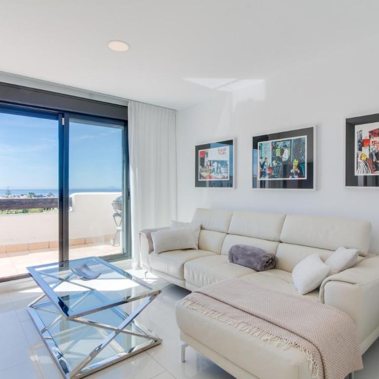 Sunset Golf, sea view and pool - Two-Bedroom Deluxe Apartment with Ocean View - 5