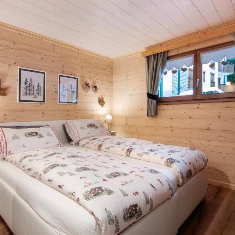 A casa di Anna - Appartamento Deluxe con 2 Camere da Letto e Vista Giardino - 1