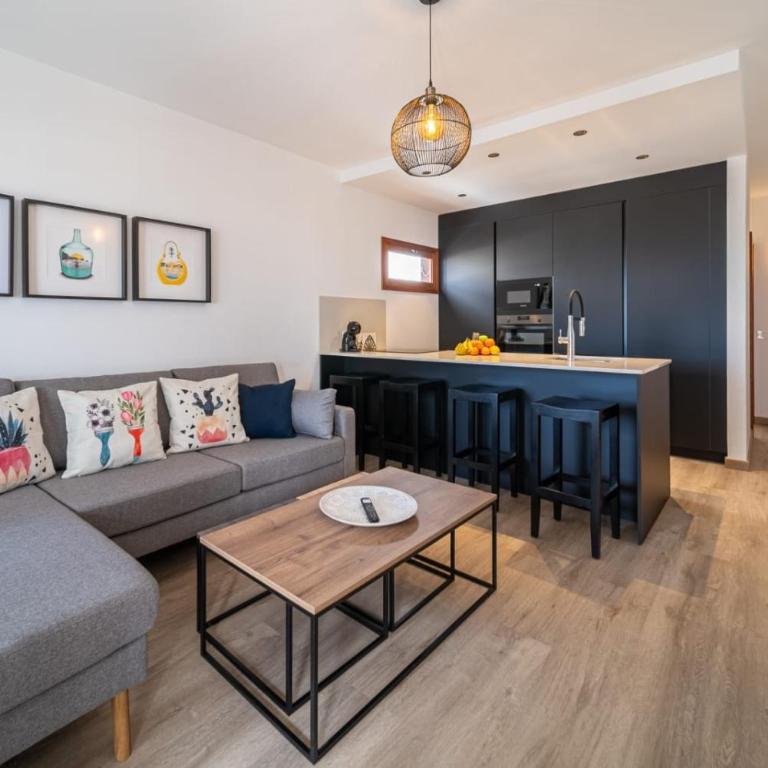 Callao - Two-Bedroom House - 7
