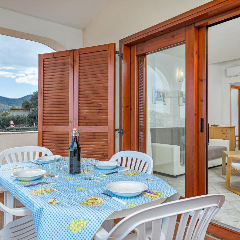 Trilocale con vista Tavolara - Casa con 2 Camere da Letto - 2