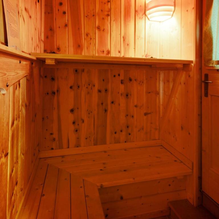 Appartamenti Marmolada Falcade - Appartamento Deluxe con 2 Camere da Letto e Vista Giardino - 20