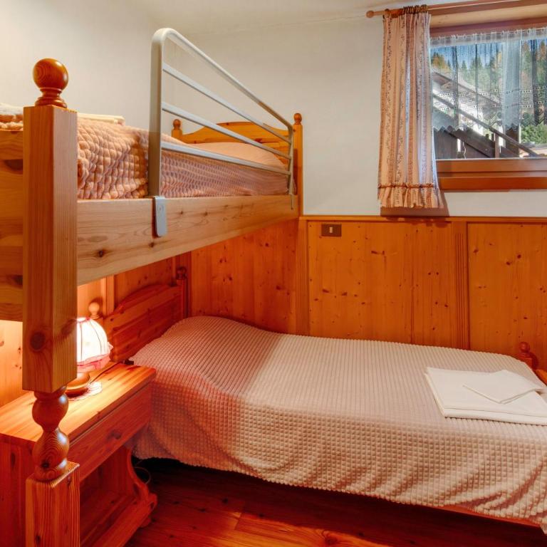 Appartamenti Marmolada Falcade - Appartamento Deluxe con 2 Camere da Letto e Vista Giardino - 14