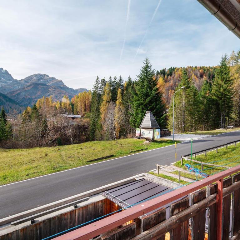 Appartamenti Marmolada Falcade - Appartamento con 1 Camera da Letto e con Giardino - 2