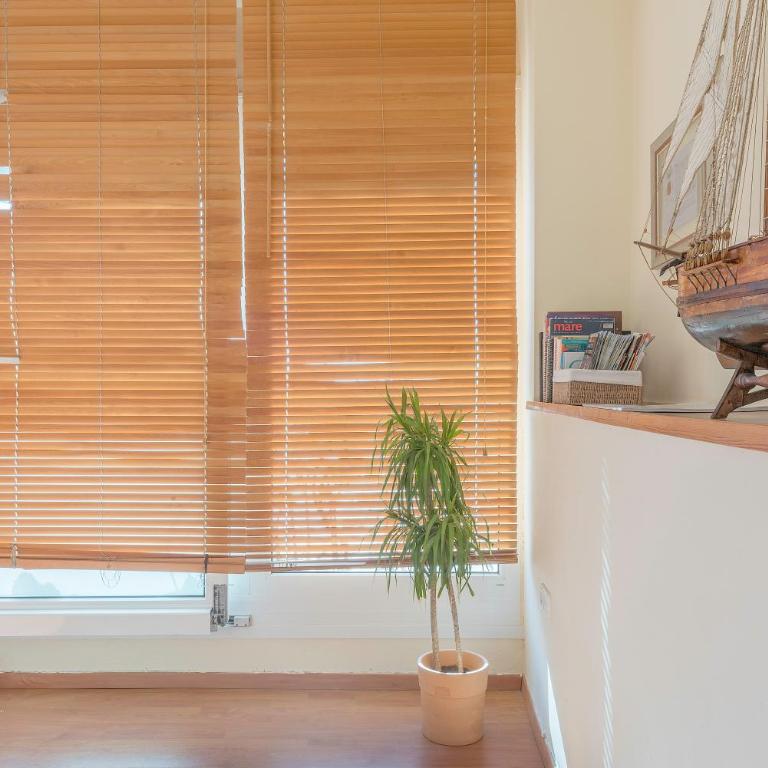 Ático en el centro con terraza - Apartamento Superior de 1 dormitorio con balcón - 10