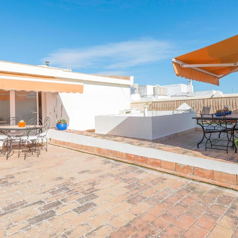 Ático en el centro con terraza - Apartamento Superior de 1 dormitorio con balcón - 8