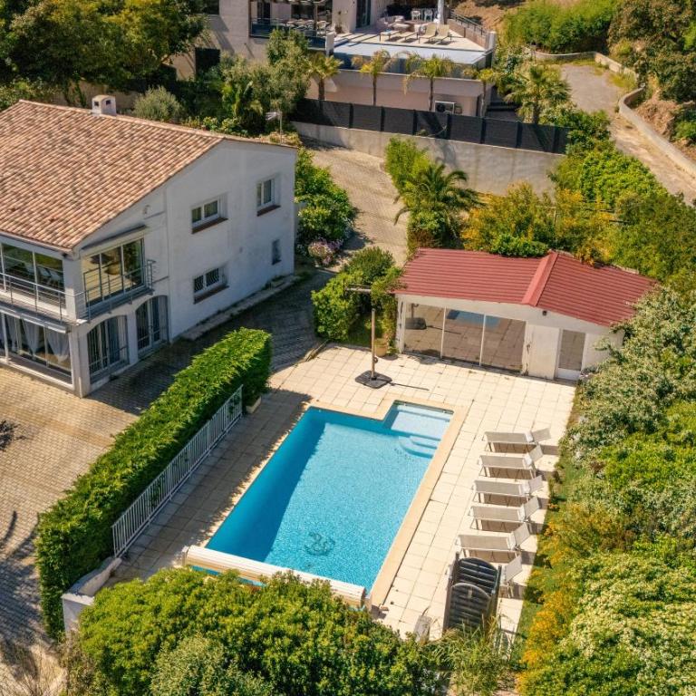 Villa Palmier avec piscine - Villa - Vue sur Mer - 2