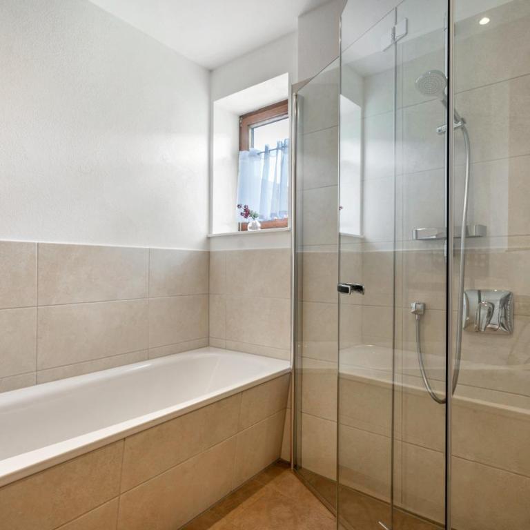 Haus Katharina 2 - Deluxe-Apartment mit 2 Schlafzimmern und Gartenblick - 20