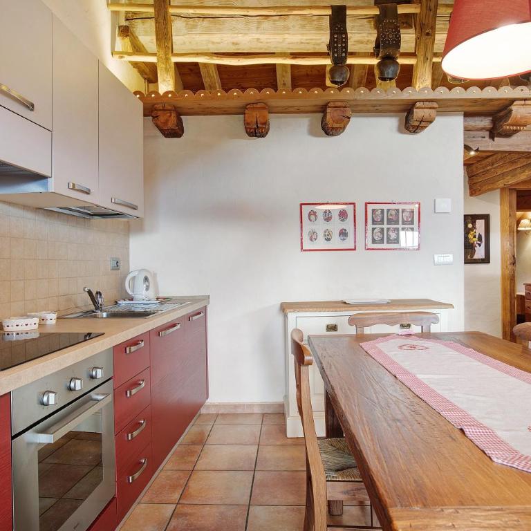 Maison Peroulaz Charvensod - Appartamento Deluxe con 2 Camere da Letto e Vista Giardino - 9