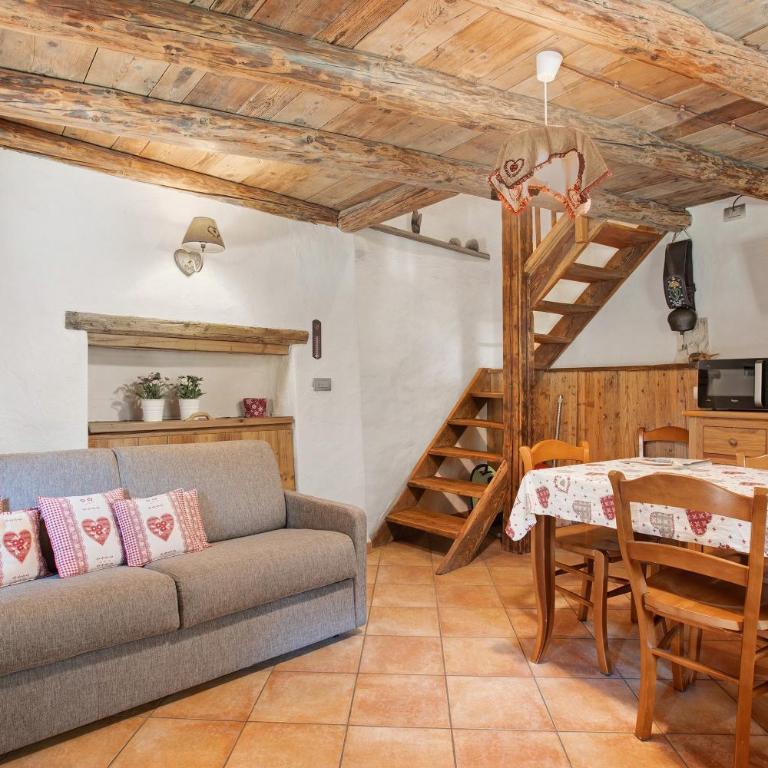 Maison Peroulaz Charvensod - Appartamento con 1 Camera da Letto e Vista Giardino - 4