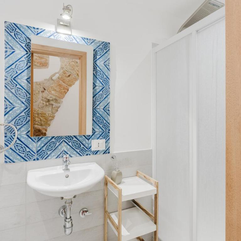 Casa Velella - Apartment with Shower - 18