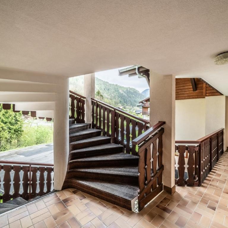Les Avenières - Two-Bedroom Deluxe Apartment with Garden View - 17