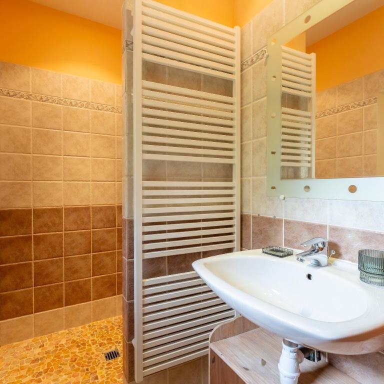 Lou Recati La Ribelle En Provence - Apartamento de 2 dormitorios con vistas a la montaña - 14