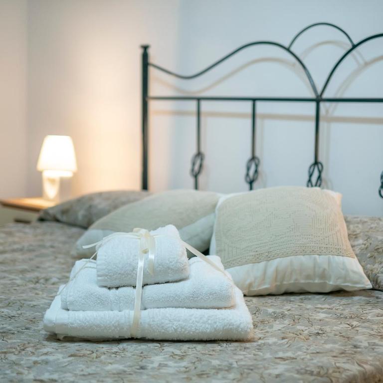 Appartamento Magenta - Appartamento Deluxe con 2 Camere da Letto e Balcone - 16