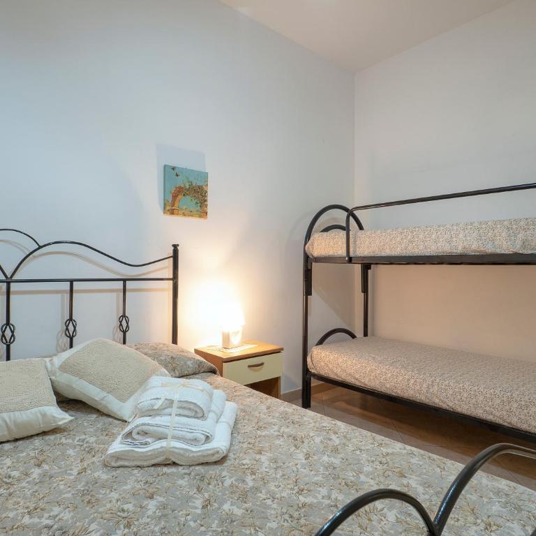 Appartamento Magenta - Appartamento Deluxe con 2 Camere da Letto e Balcone - 14
