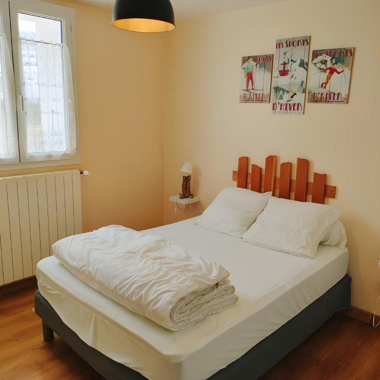 Gite Notre Désir - Two-Bedroom Deluxe Apartment with Garden View - 13