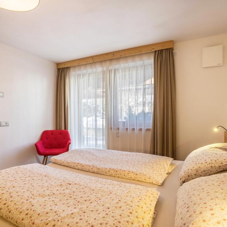 Ciasa Rungg App Pares - Appartamento con 2 Camere da Letto e con Vista Montagna - 11