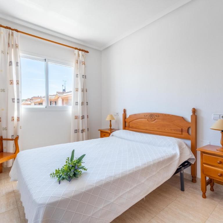 Casa en la playa con piscina Teresa - Two-Bedroom House - 14