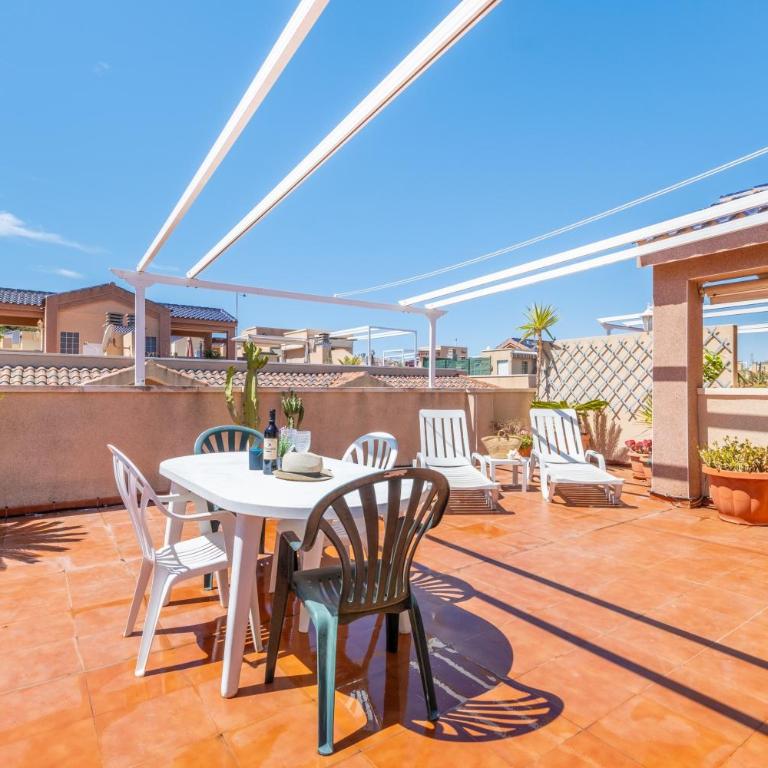 Casa en la playa con piscina Teresa - Two-Bedroom House - 20