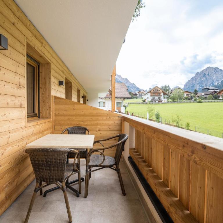 App. Miara - Ciasa Lavarella - Appartamento Deluxe con 2 Camere da Letto e Vista Giardino - 10