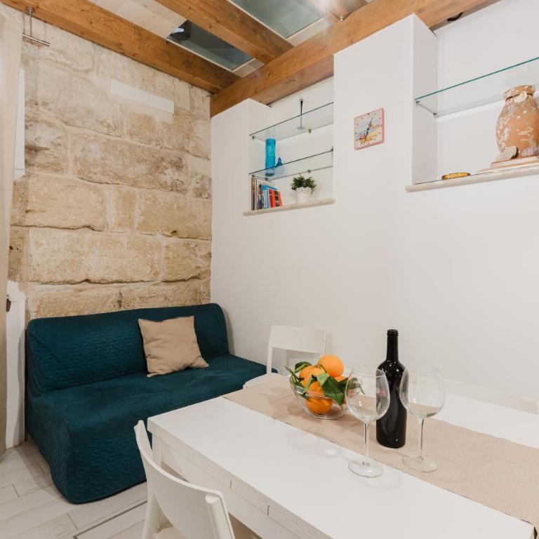 Casa Velella - Apartment with Shower - 11