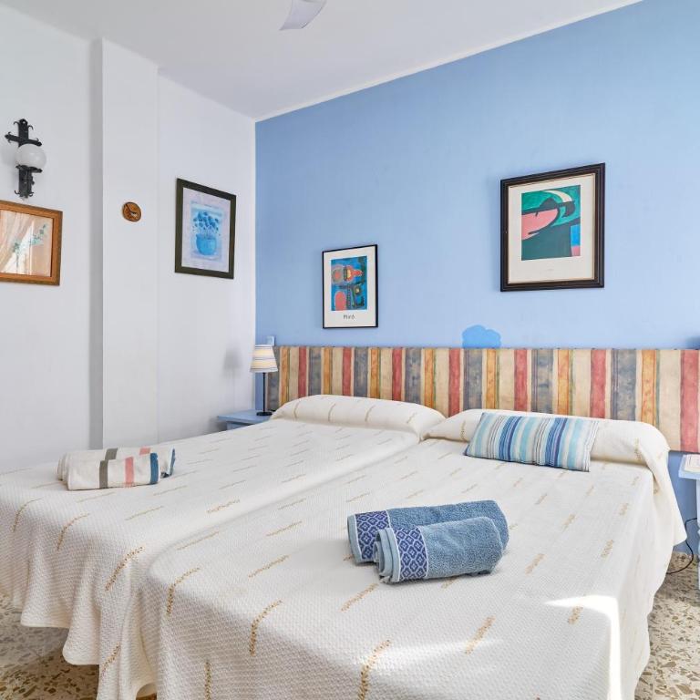 Casa con bellas vistas sobre la bahía de Nerja - Apartamento Deluxe de 2 dormitorios con vistas al mar - 16