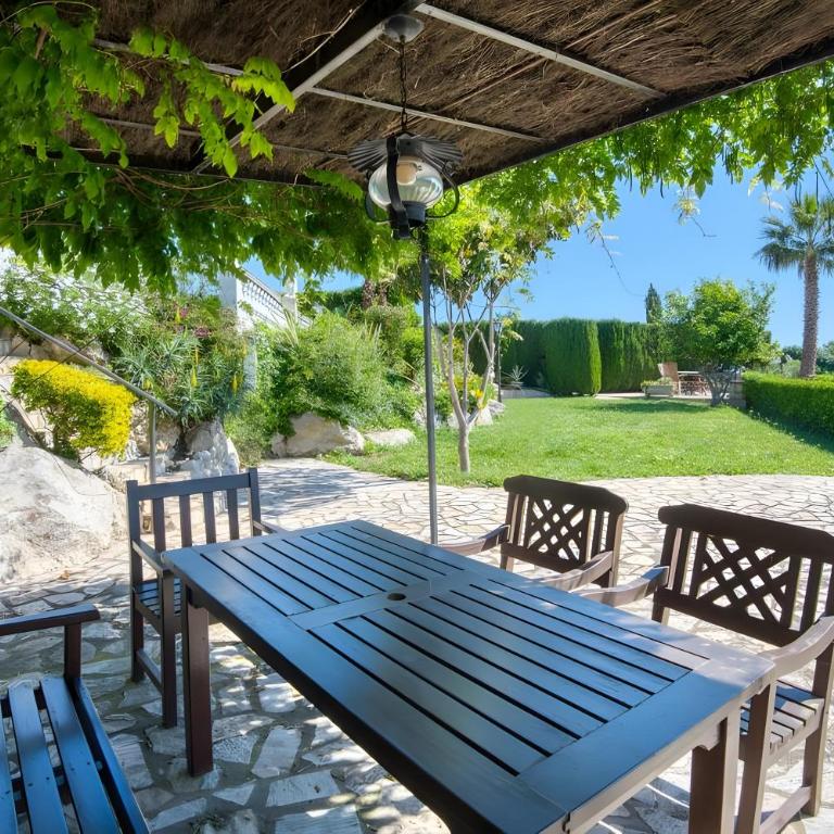 Villa las Hornas - Villa con vistas al jardín - 10