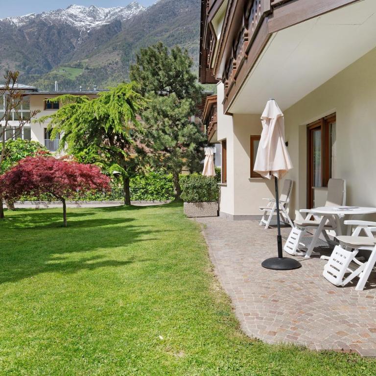 Mayr Apartments Zwei - Two-Bedroom Deluxe Apartment with Garden View - 2
