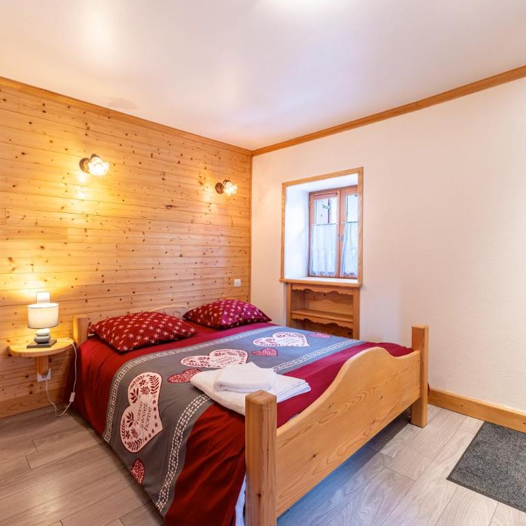 Chalet De Charme à la Montagne - Chalet - 12