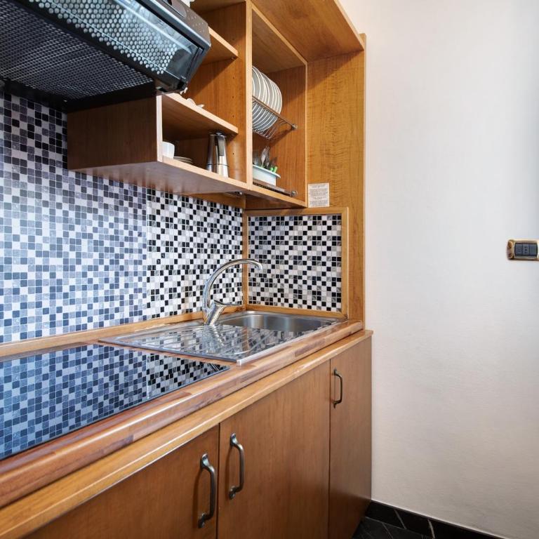 Residence Paradiso Bilocale 303 - Appartamento Superior con 1 Camera da Letto e Balcone - 15