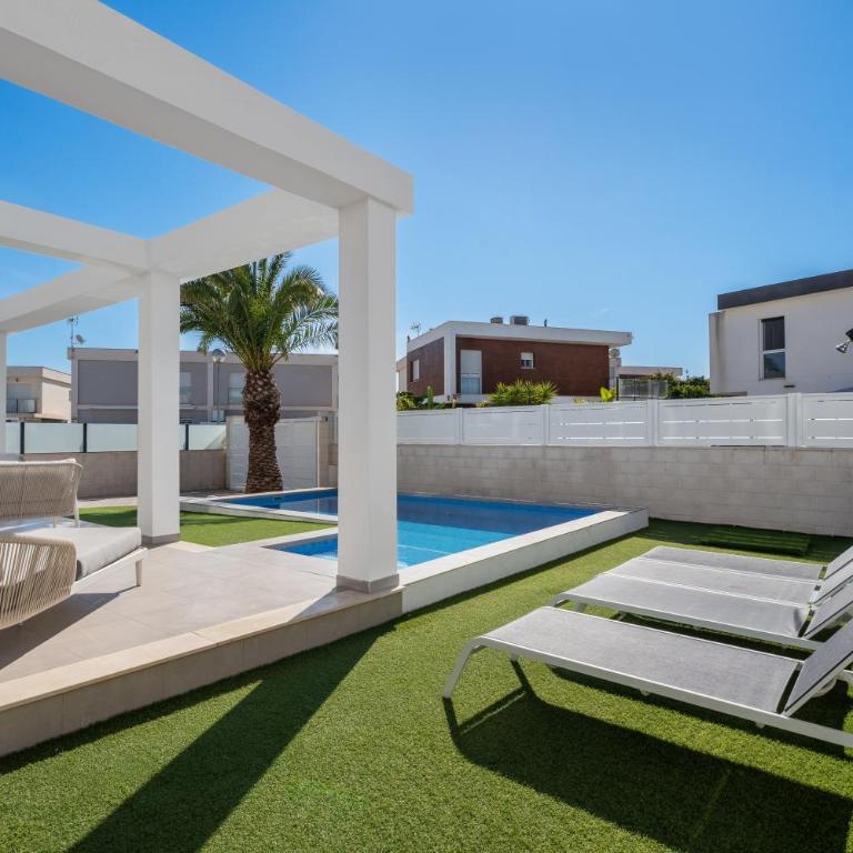 Casa Bos Palm Tree Villa with Pool - Villa with Garden View - 3