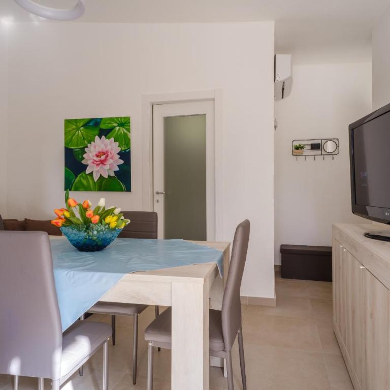 Villa Namastè - Two-Bedroom House - 5