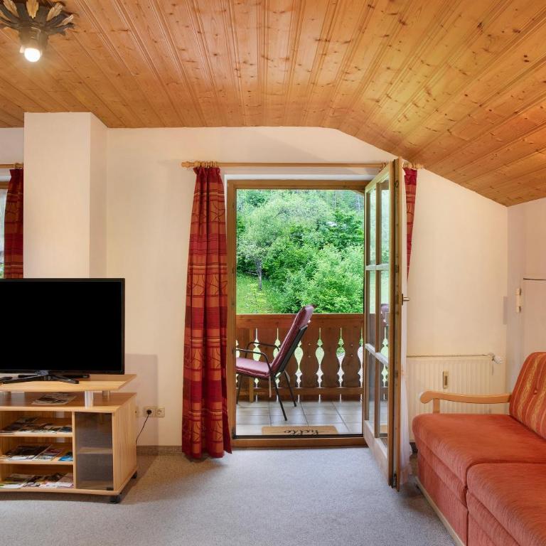 Ferienwohnung Frieder - Superior Apartment mit 1 Schlafzimmer und Balkon - 2
