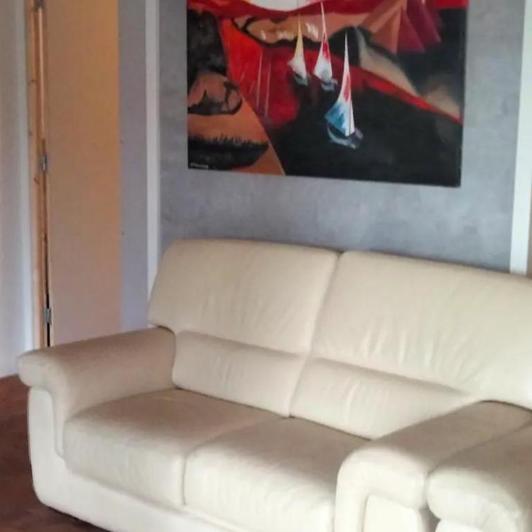 Chez Gaston - Two-Bedroom Deluxe Apartment with Garden View - 23