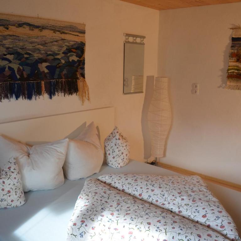 Ferienwohnung Serlesblick - Apartment mit 1 Schlafzimmer und Gartenblick - 3