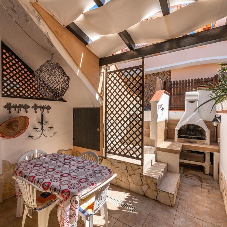 Solemarevacanze Villasimius - Two-Bedroom House - 2