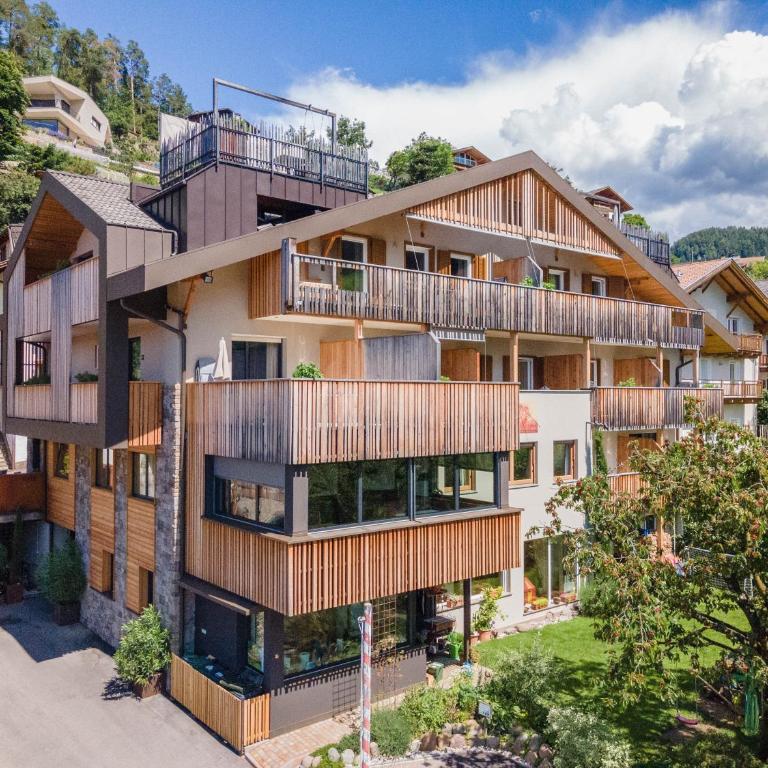 Sonnleiten Sonnenalm - Two-Bedroom Deluxe Apartment with Garden View - 27
