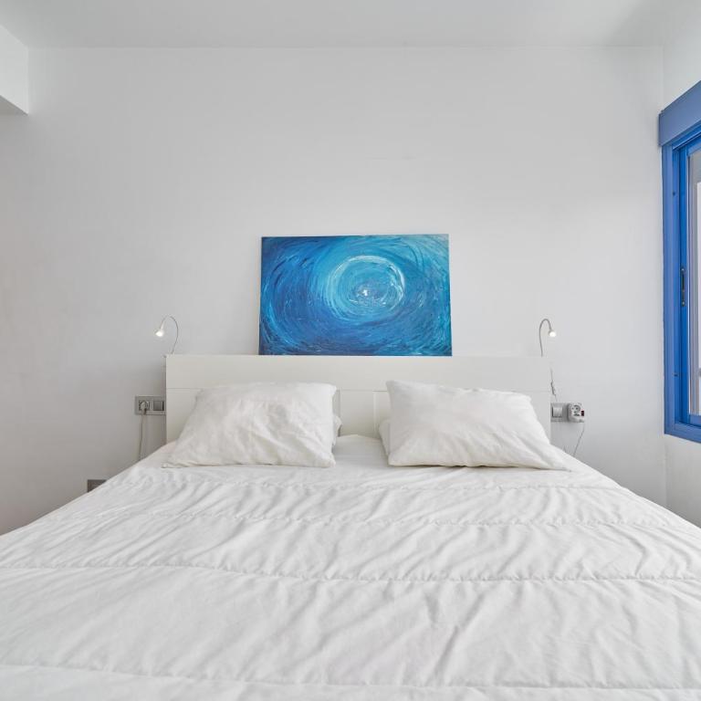 Penthouse by the beach - Two-Bedroom Deluxe Apartment with Ocean View - 11