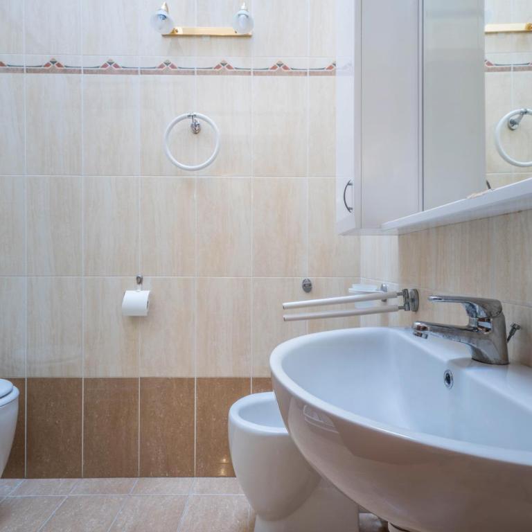 Borgo Stella H - Appartamento Deluxe con 2 Camere da Letto e Vista Giardino - 15