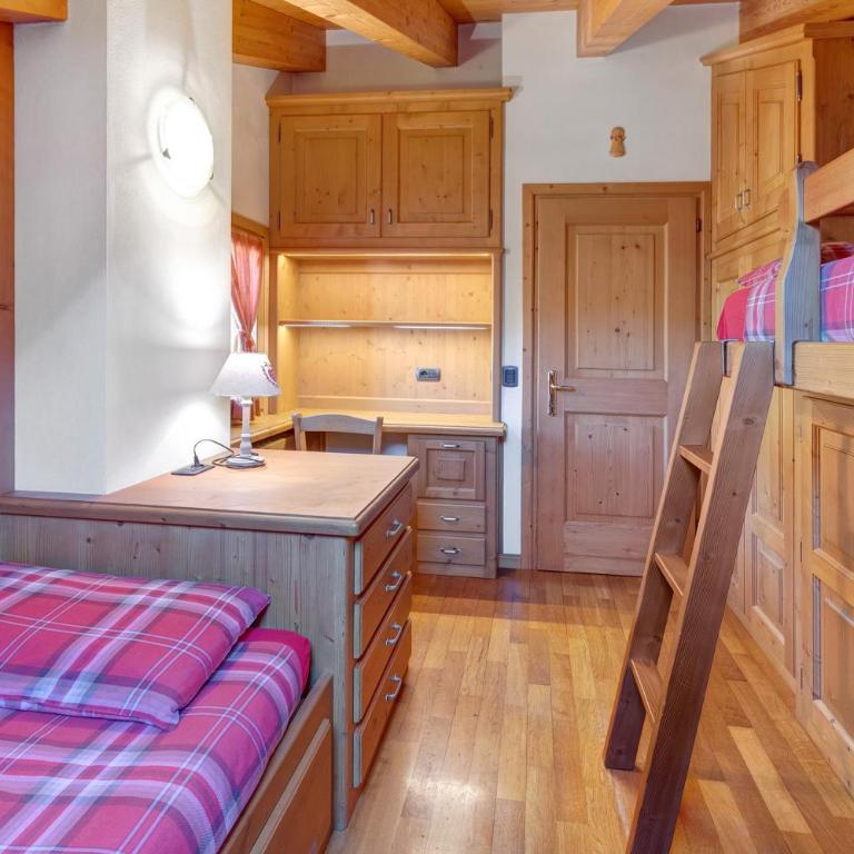 Mansarda Combo - Appartamento Deluxe con 2 Camere da Letto e Vista Giardino - 26