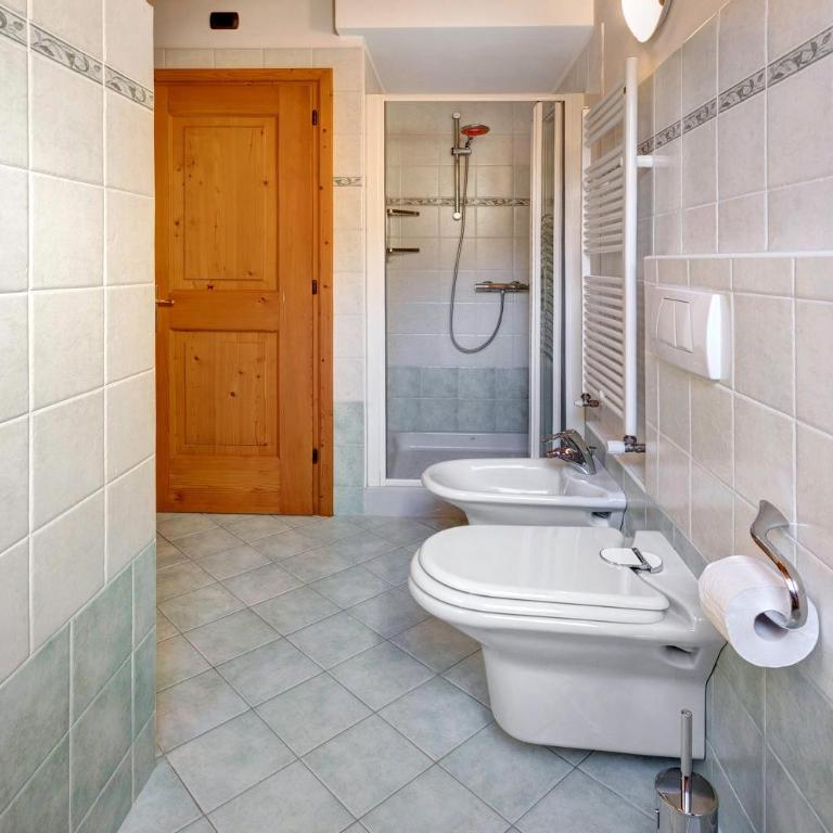 Mansarda Combo - Appartamento Deluxe con 2 Camere da Letto e Vista Giardino - 21