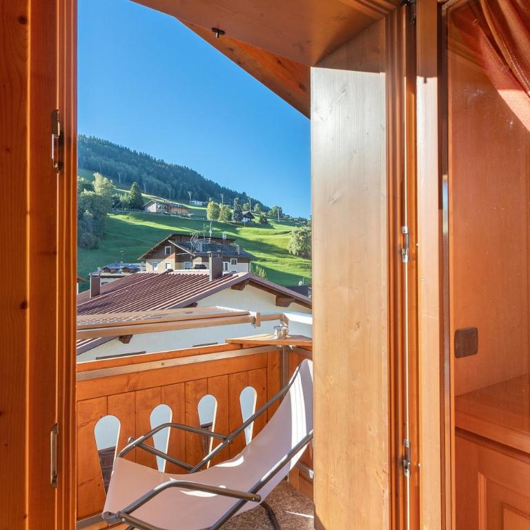Mansarda Combo - Appartamento Deluxe con 2 Camere da Letto e Vista Giardino - 15