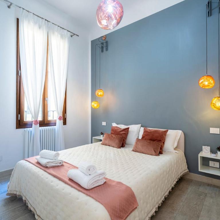 La Domus Firenze - Three-Bedroom House - 14