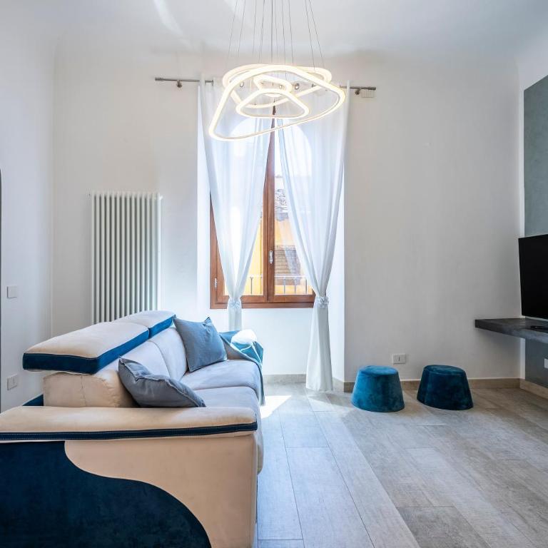 La Domus Firenze - Three-Bedroom House - 6